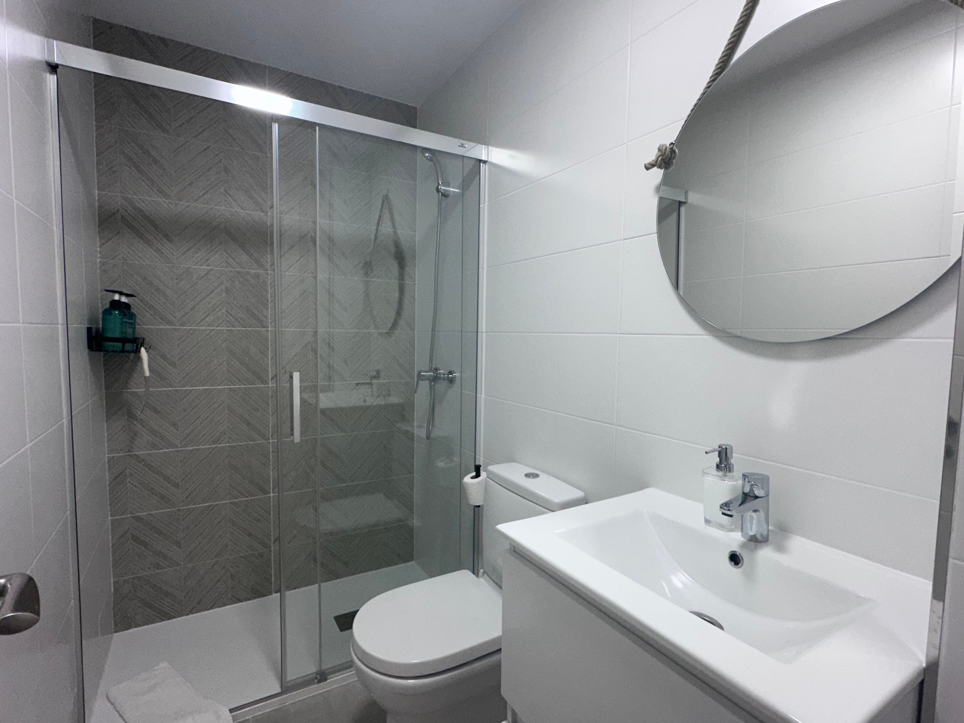 Aguacate Beach AB-D12B - Baño secundario